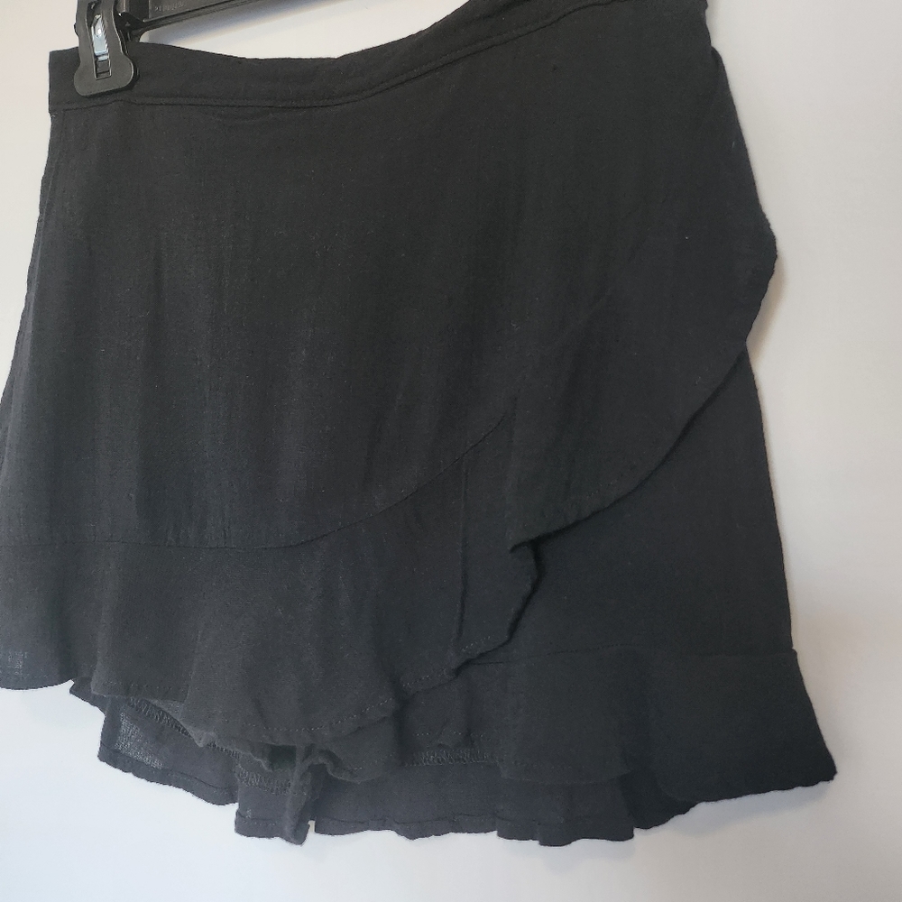 Altar'd State Black Ruffle Skort, Small